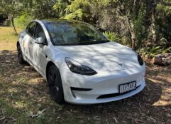 Tesla Model 3 2023 RWD White 94k (86)
